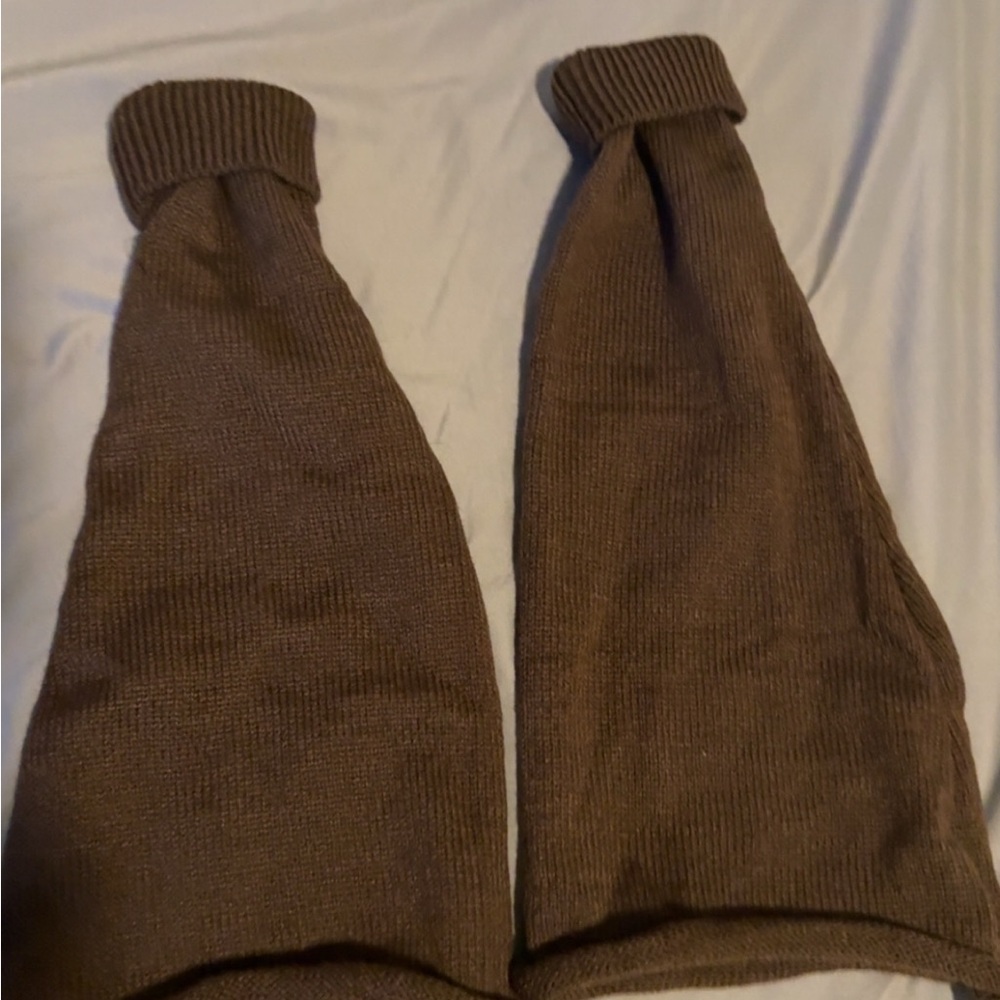 Hot Topic Men's Turtleneck Sweater - Rich Brown